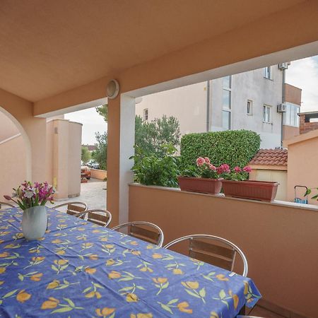 Apartmani Nedoklan سريما المظهر الخارجي الصورة