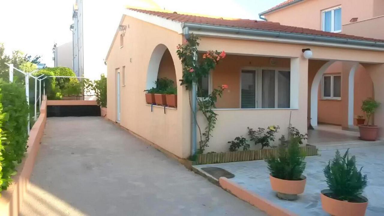 Apartmani Nedoklan سريما المظهر الخارجي الصورة