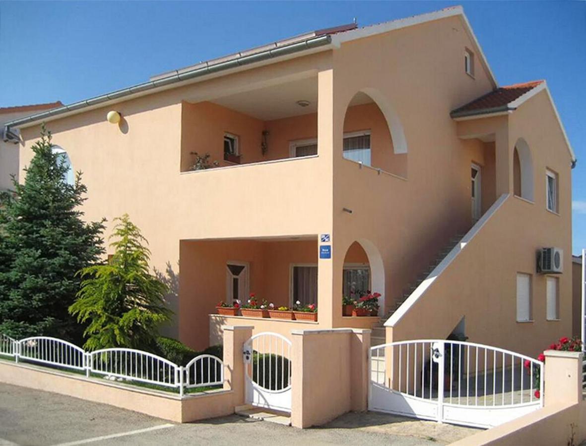 Apartmani Nedoklan سريما المظهر الخارجي الصورة