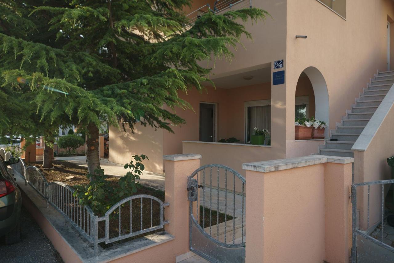 Apartmani Nedoklan سريما المظهر الخارجي الصورة