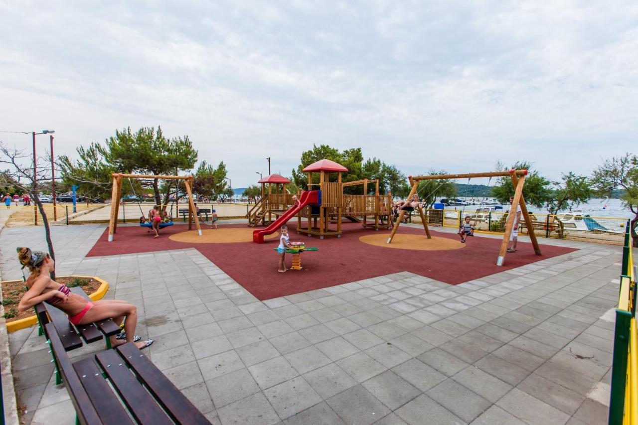 Apartmani Nedoklan سريما المظهر الخارجي الصورة