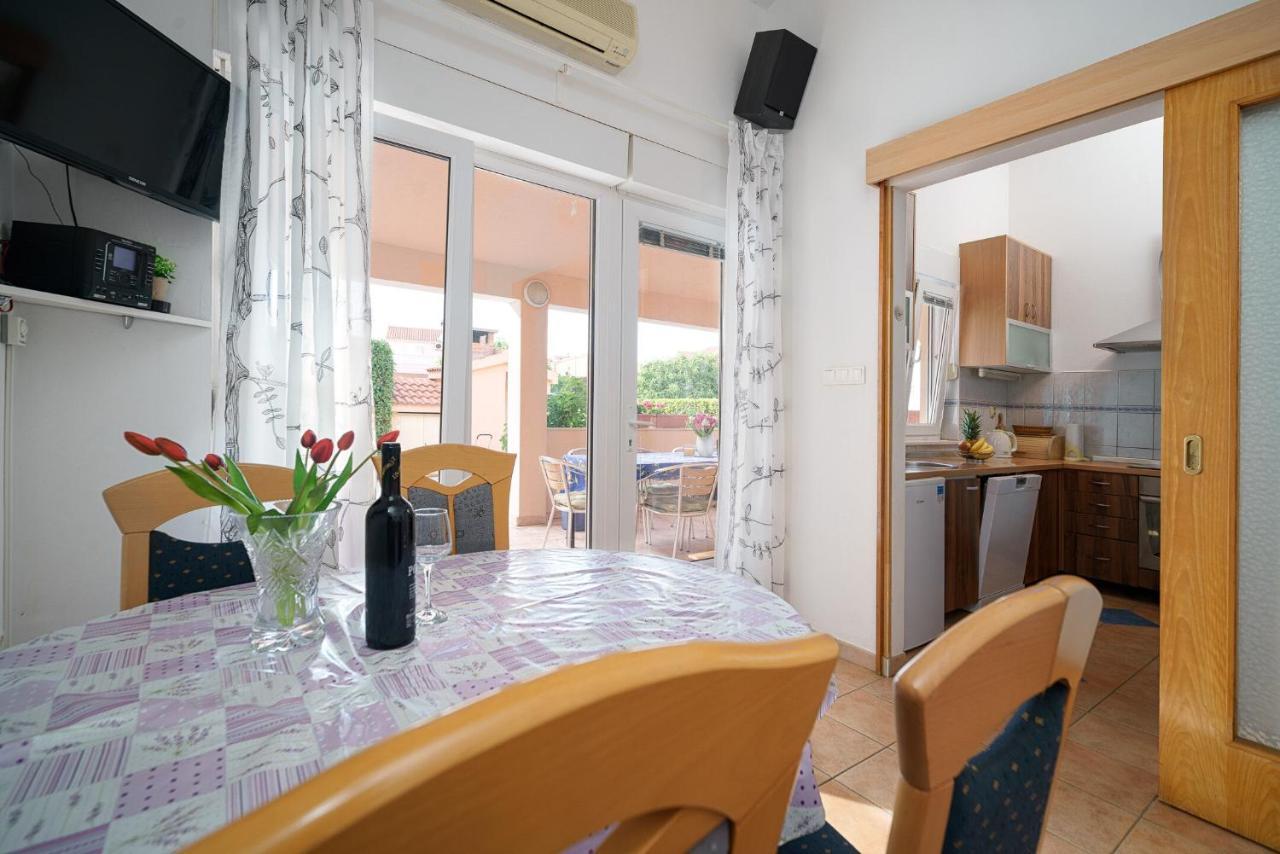 Apartmani Nedoklan سريما المظهر الخارجي الصورة
